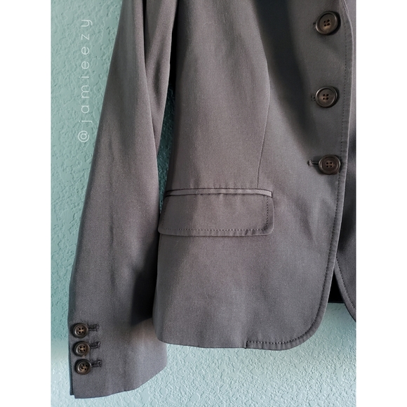J. Crew (Petite) | Vintage Wool Three-Button Blazer - Picture 5 of 7